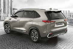 Maruti Invicto Rear Left View