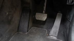 Pedals/Foot Controls