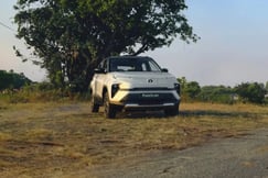Punch EV Exterior image