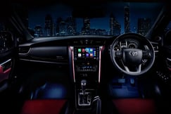 Toyota Fortuner Legender DashBoard