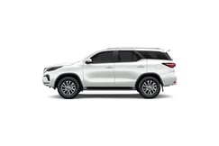 Fortuner Platinum White Pearl Color