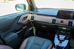 Toyota Urban Cruiser EBELLA Passenger View