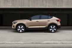 EC40 Exterior image