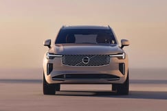 Volvo XC90 Front View